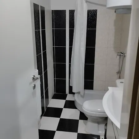 Szálloda Pariska Noc Loznica